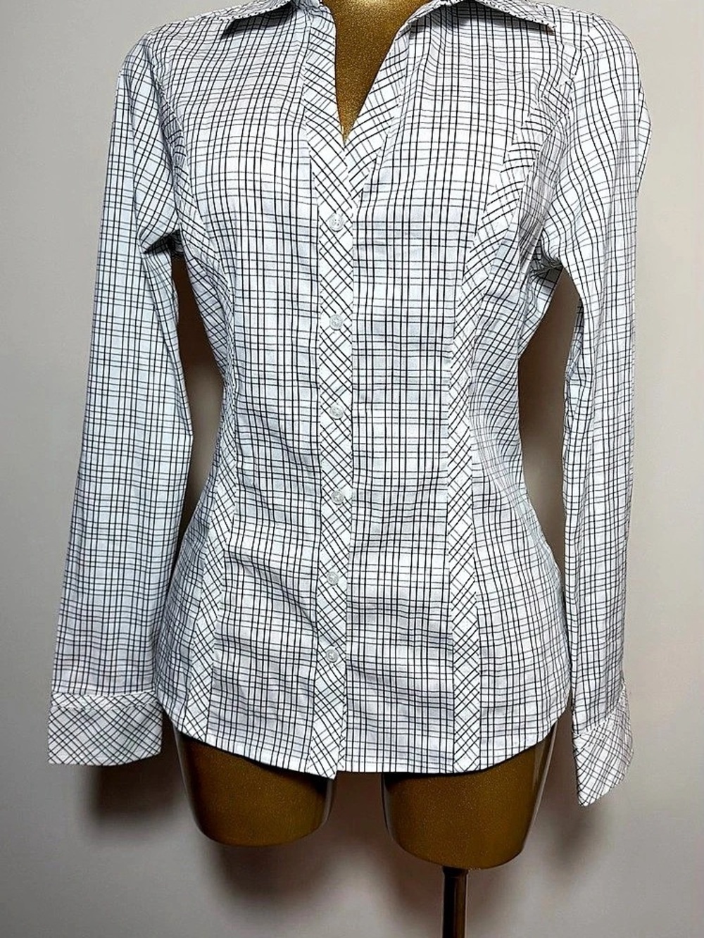 Express The Essential Shirt Checkered White & Black Button Down XS